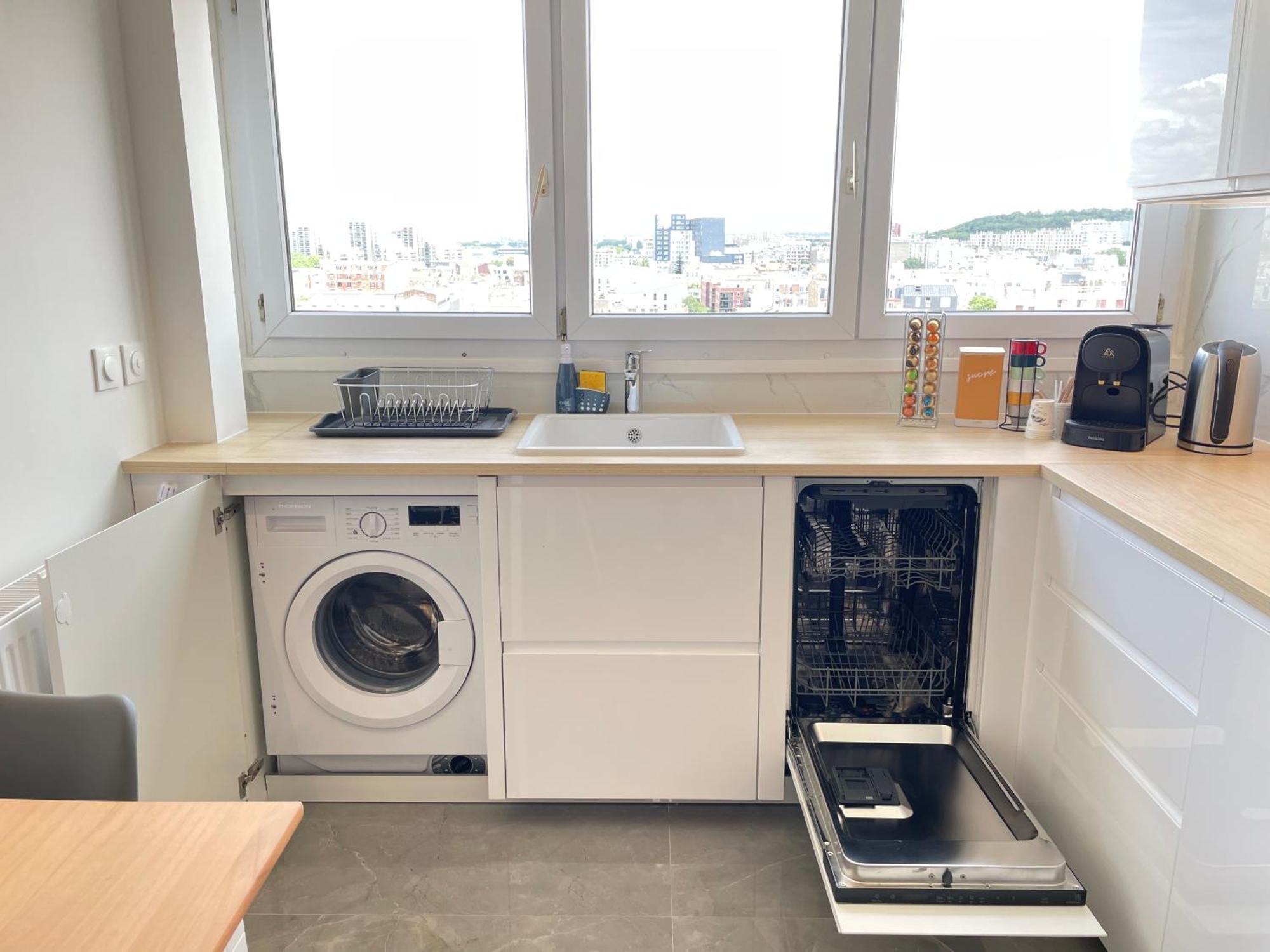 Paris Pantin Magnifique Appartement 4 Pieces De 108M2 Avec 2 Parking Interieur - Tres Cosy Pour 1 A 12 Personnes - Entierement Refait A Neuf Entire Apartment Luxurious And Warm - Pantin Paris 19 Eme Free Wifi Gratuit Exteriör bild