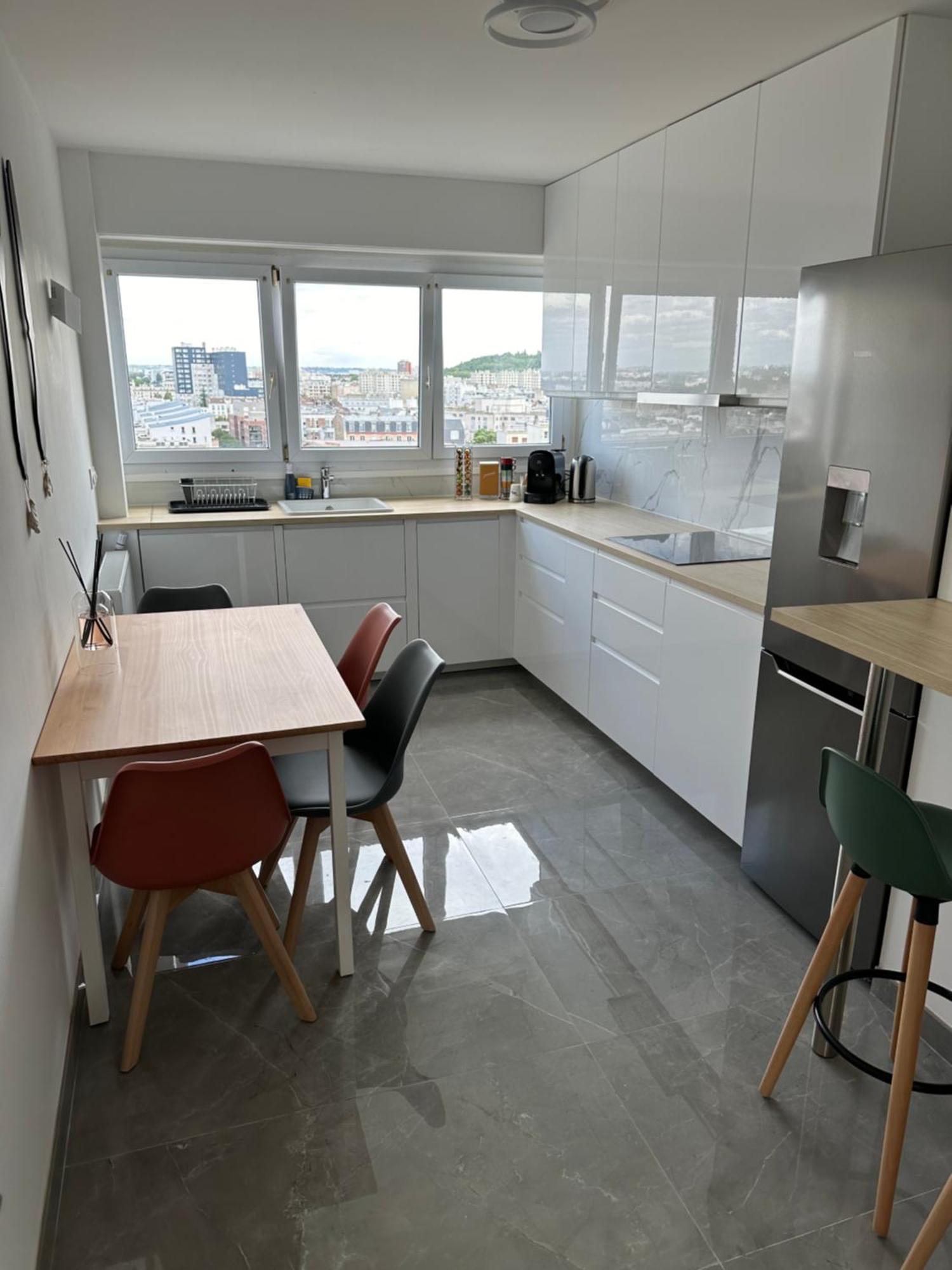 Paris Pantin Magnifique Appartement 4 Pieces De 108M2 Avec 2 Parking Interieur - Tres Cosy Pour 1 A 12 Personnes - Entierement Refait A Neuf Entire Apartment Luxurious And Warm - Pantin Paris 19 Eme Free Wifi Gratuit Exteriör bild