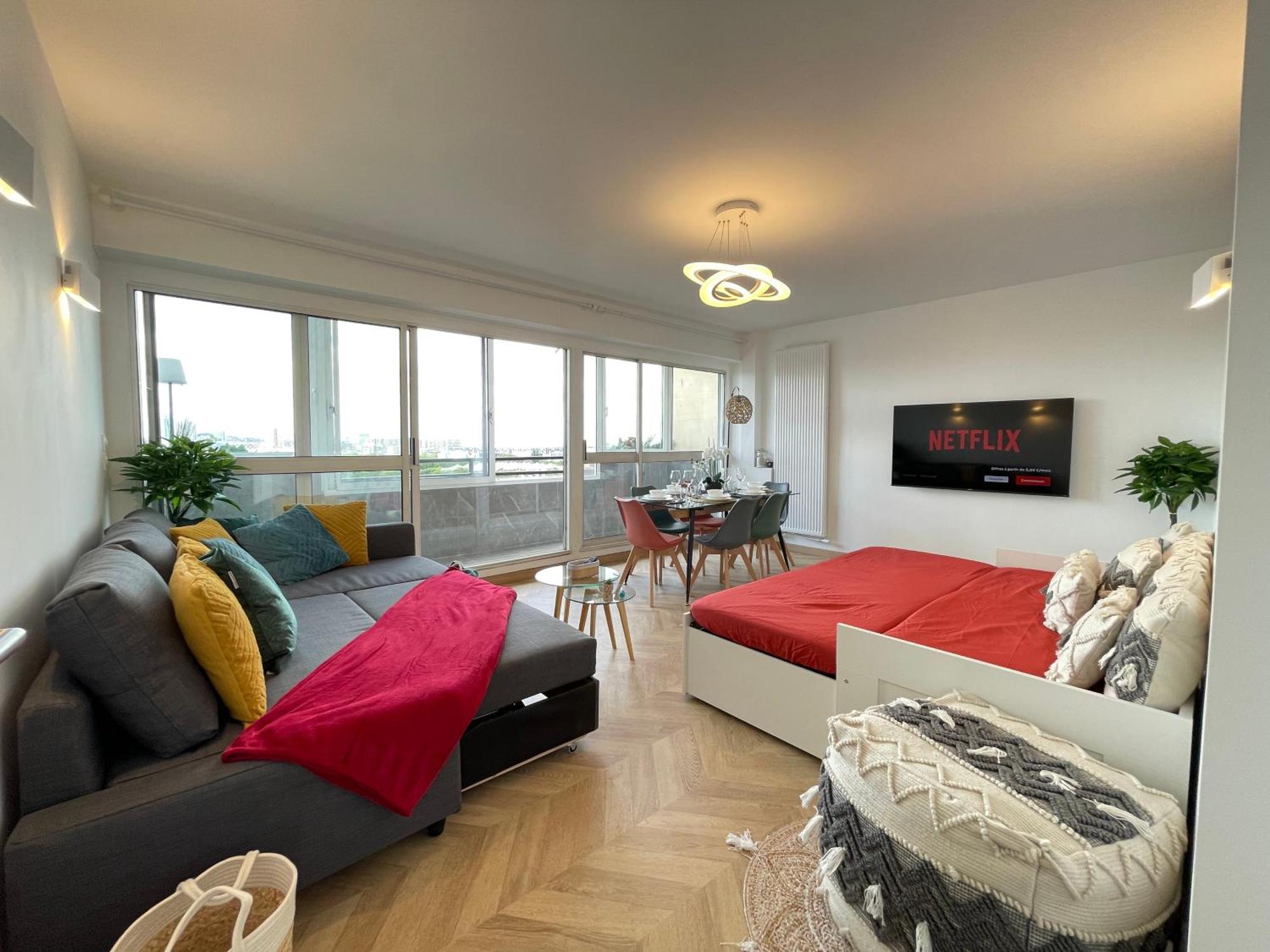 Paris Pantin Magnifique Appartement 4 Pieces De 108M2 Avec 2 Parking Interieur - Tres Cosy Pour 1 A 12 Personnes - Entierement Refait A Neuf Entire Apartment Luxurious And Warm - Pantin Paris 19 Eme Free Wifi Gratuit Exteriör bild