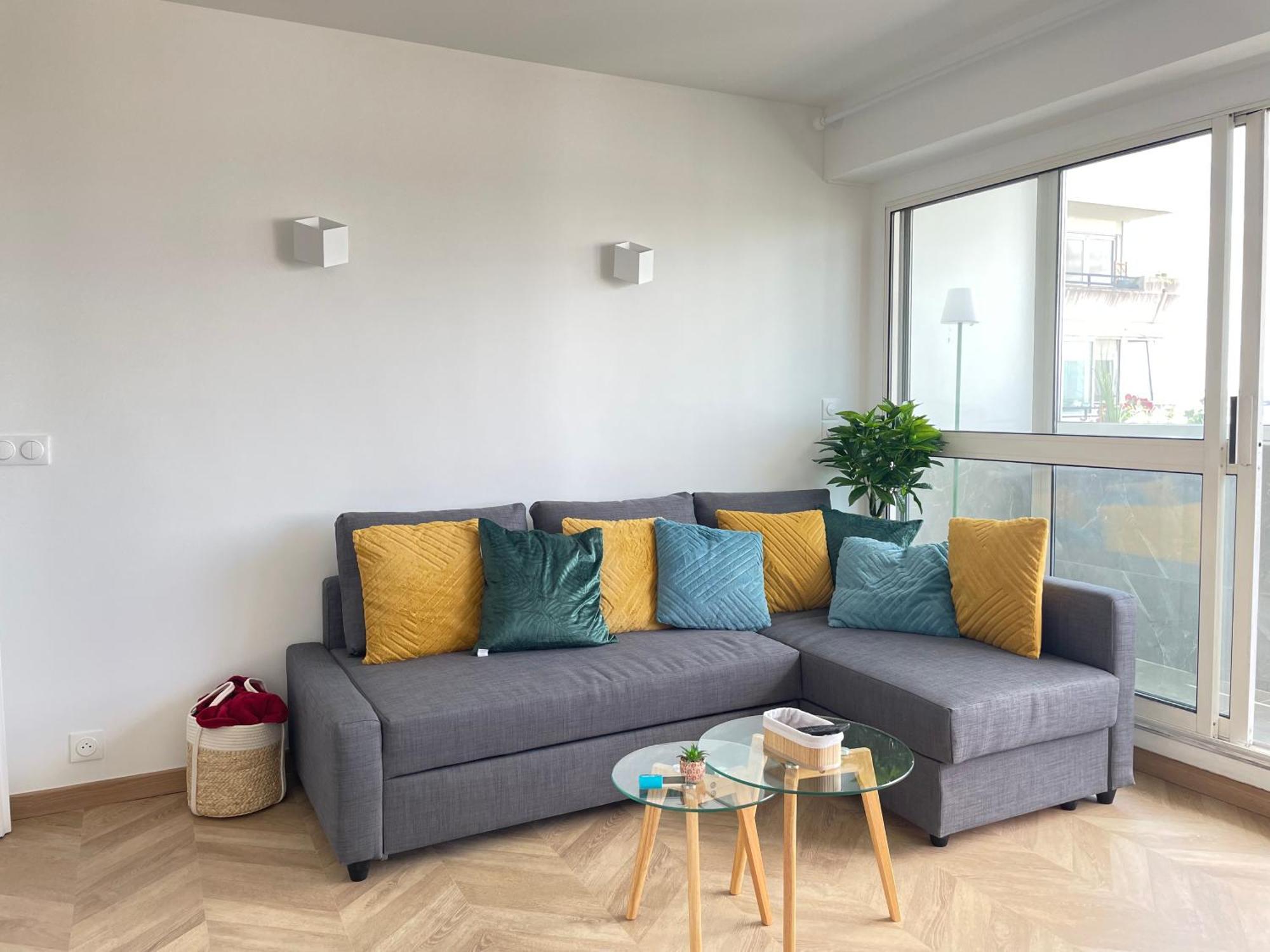 Paris Pantin Magnifique Appartement 4 Pieces De 108M2 Avec 2 Parking Interieur - Tres Cosy Pour 1 A 12 Personnes - Entierement Refait A Neuf Entire Apartment Luxurious And Warm - Pantin Paris 19 Eme Free Wifi Gratuit Exteriör bild