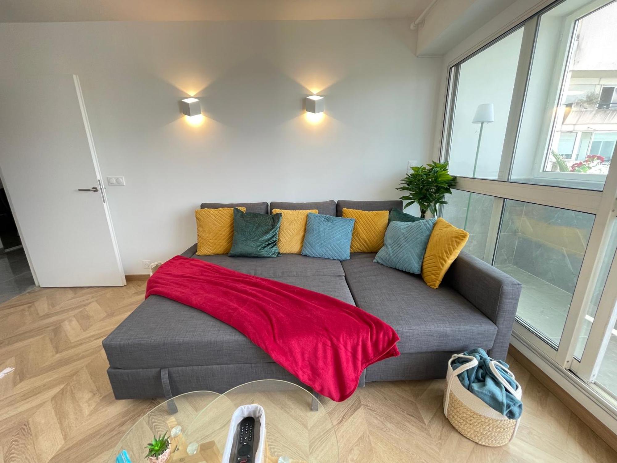 Paris Pantin Magnifique Appartement 4 Pieces De 108M2 Avec 2 Parking Interieur - Tres Cosy Pour 1 A 12 Personnes - Entierement Refait A Neuf Entire Apartment Luxurious And Warm - Pantin Paris 19 Eme Free Wifi Gratuit Exteriör bild